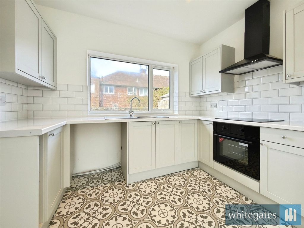 Property photo 2 of 20 Picture No. 13