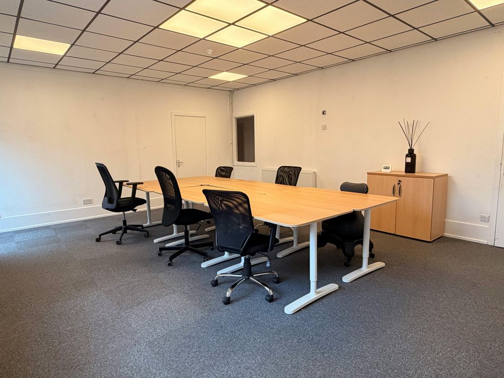 Property photo 3 of 5 Unit 5 Open Plan Office.Jpg