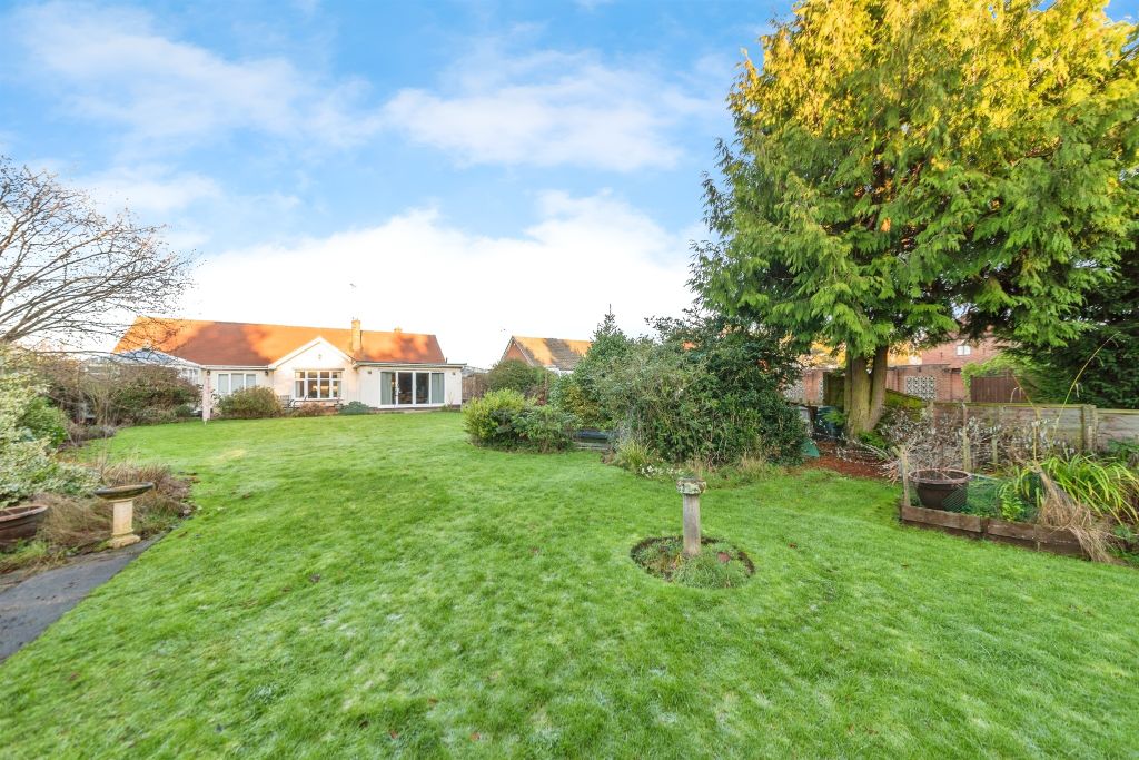 Property photo 2 of 20