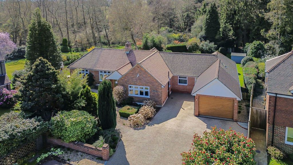 Property photo 2 of 19