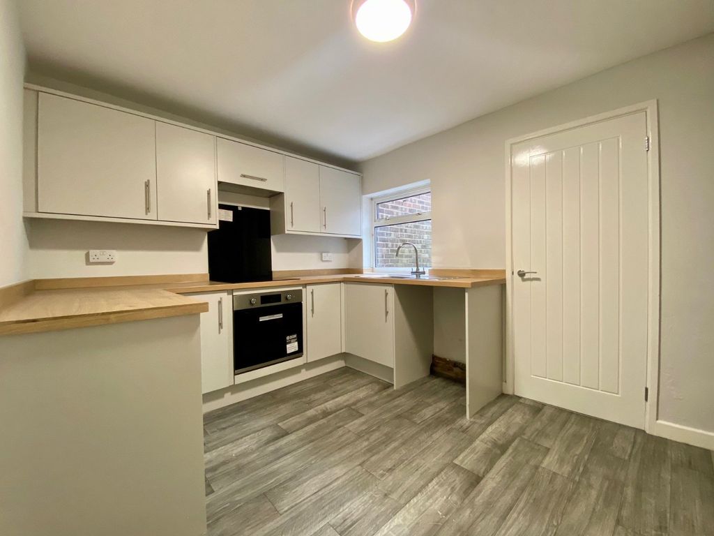 Property photo 3 of 7 Picture No. 06