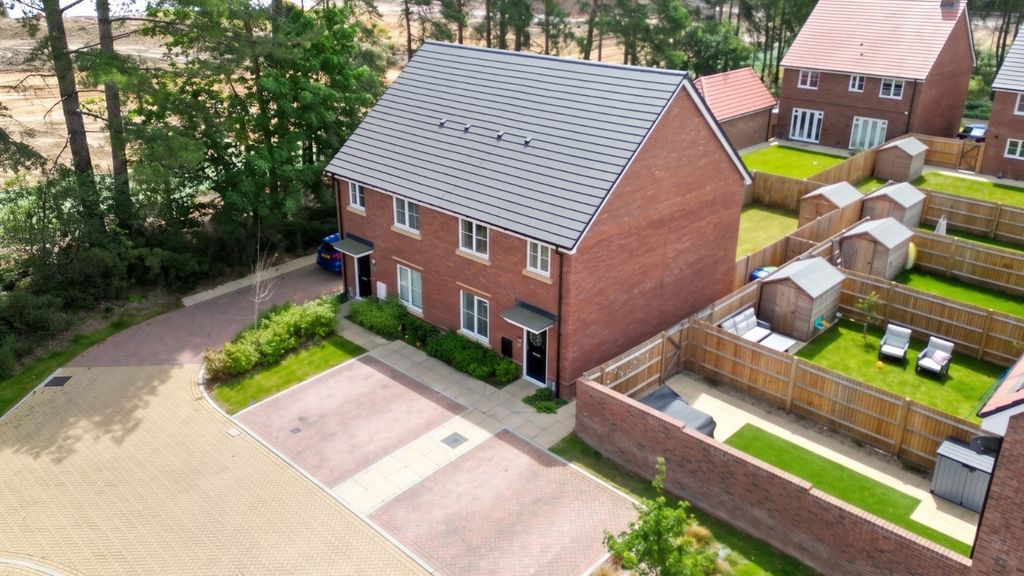 Property photo 2 of 18 4266323