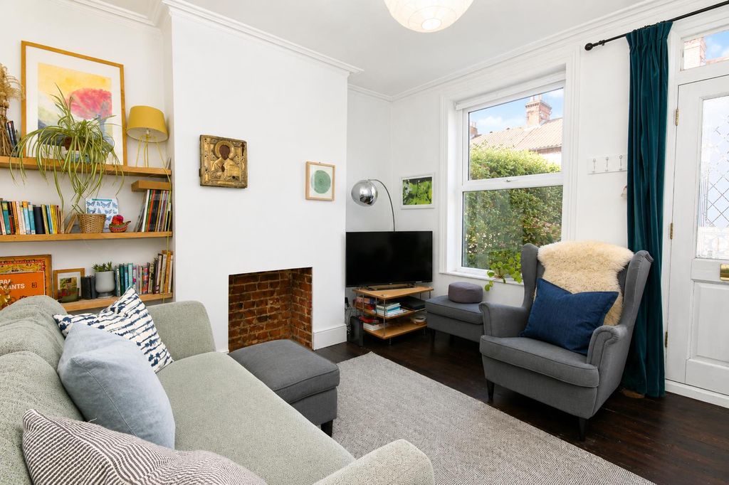 Property photo 2 of 11 438ba38A-4Ea3-4Abc-B637-062784Ffb184.Png