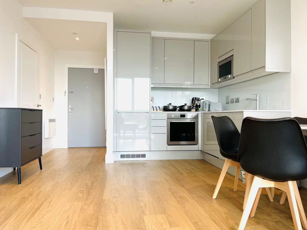 Property photo 2 of 6