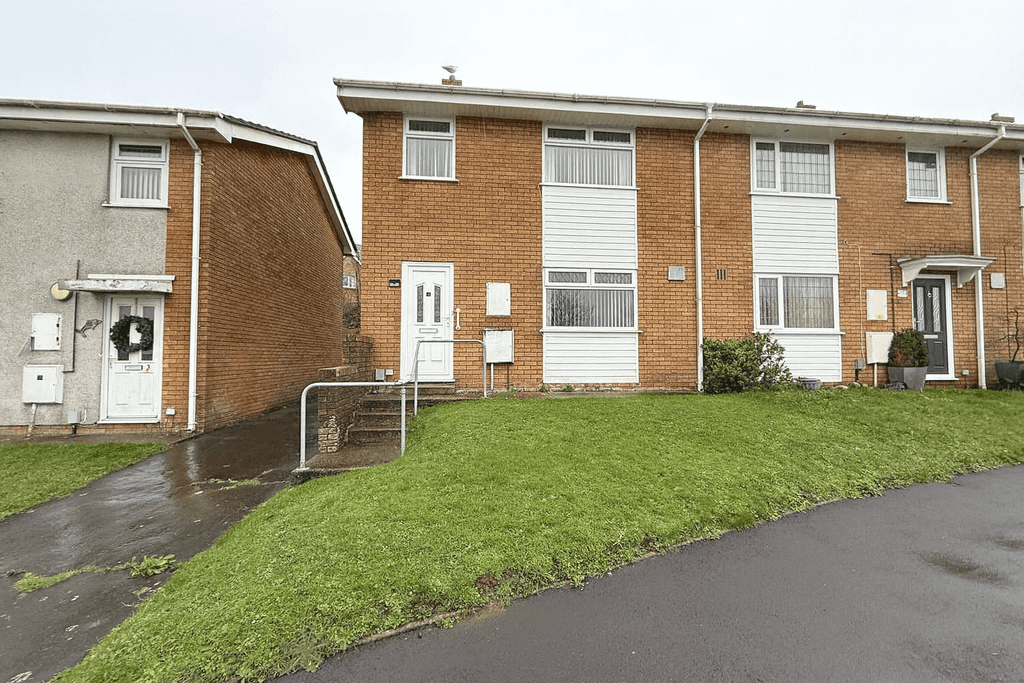 Property photo 1 of 16 3 Bedroom End Terrace For Sale Sa4 6Ju