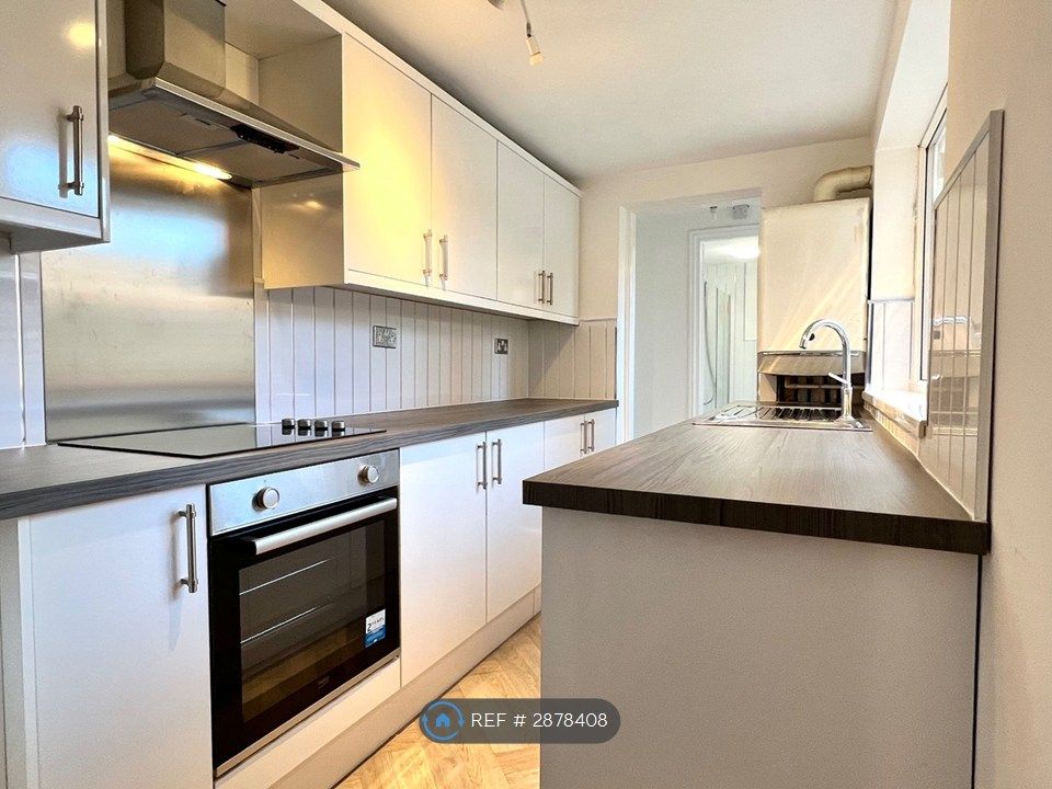 Property photo 1 of 4