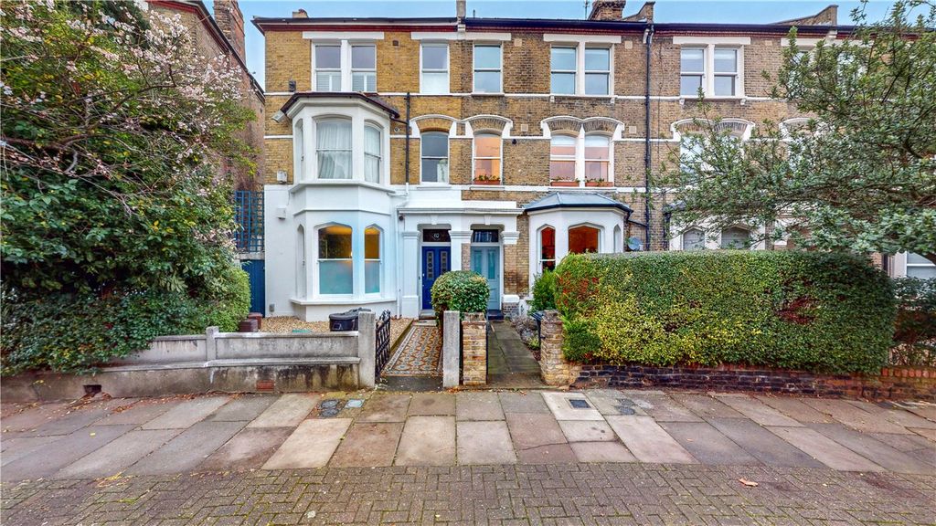 Property photo 2 of 15 Picture No. 13