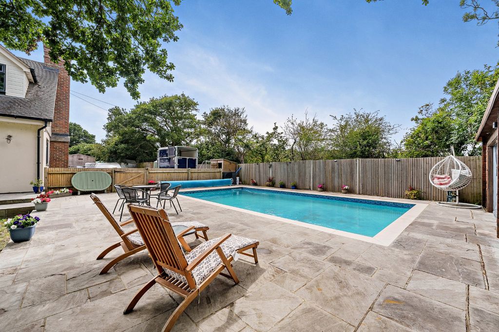 Property photo 2 of 12 Swimming Pool