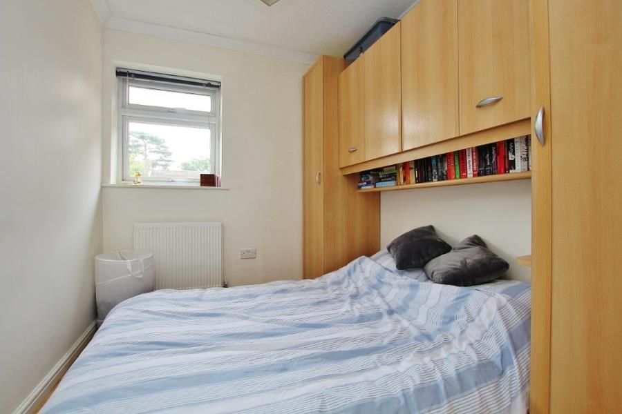 Property photo 3 of 6
