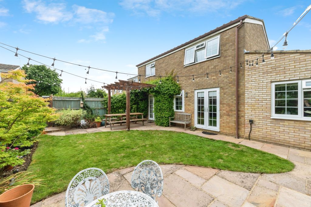 Property photo 2 of 17