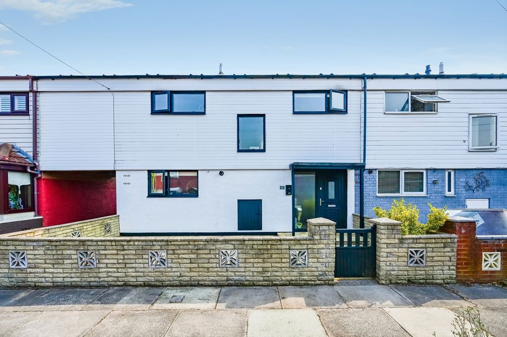 Property photo 1 of 12 Pbox-Img.Jpg