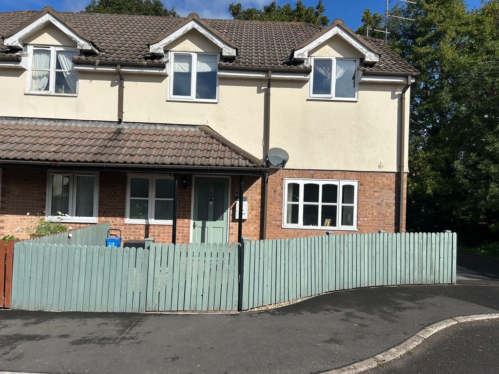 Property photo 1 of 8