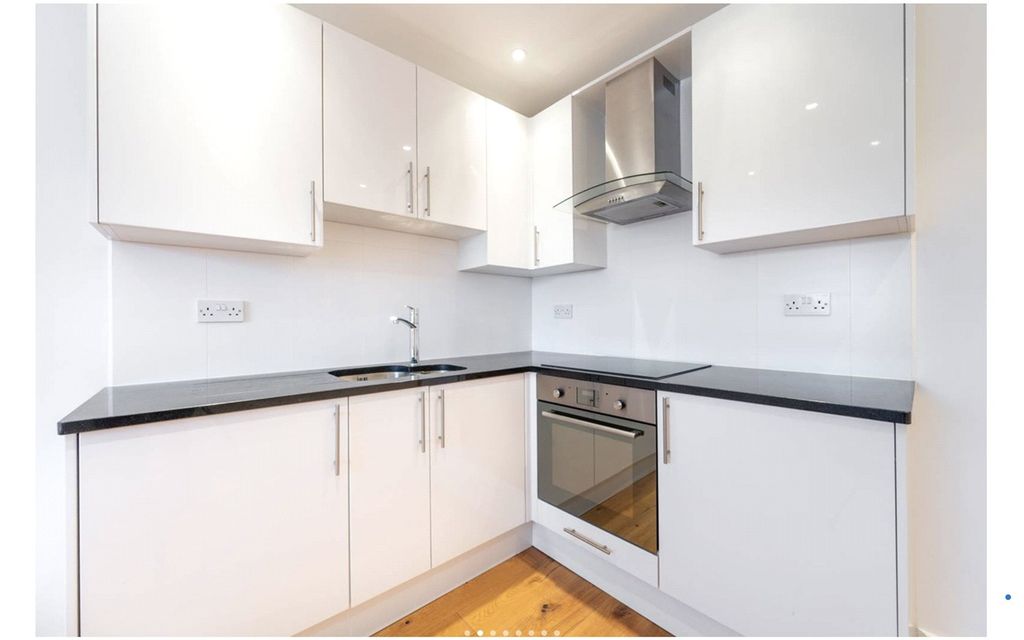 Property photo 3 of 6 Picture No. 06