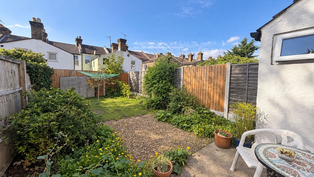 Property photo 1 of 10