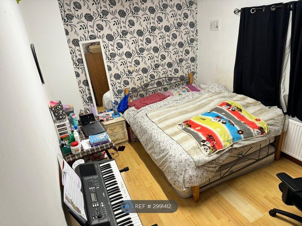 Property photo 3 of 6
