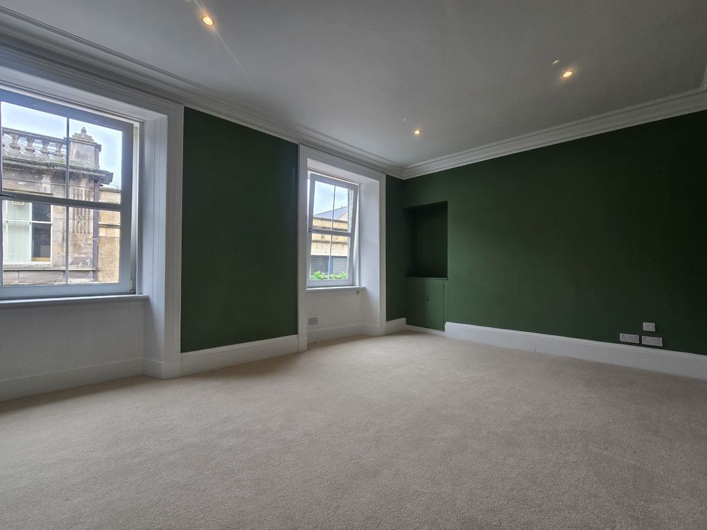 Property photo 2 of 14 Photo 2