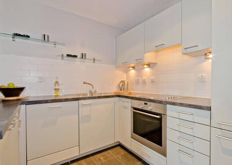 Property photo 2 of 8 Kitchen