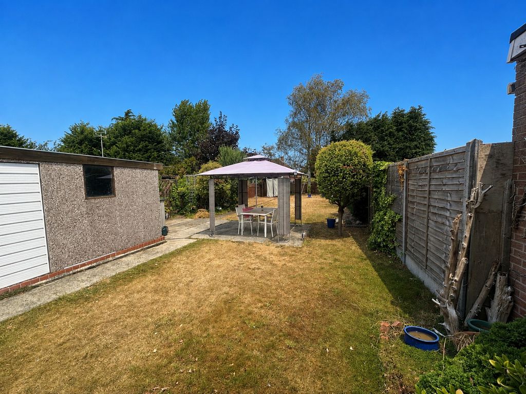 Property photo 2 of 3