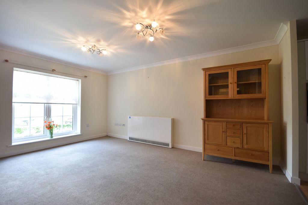 Property photo 2 of 15 Picture No. 22