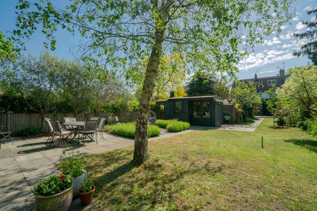 Property photo 1 of 19