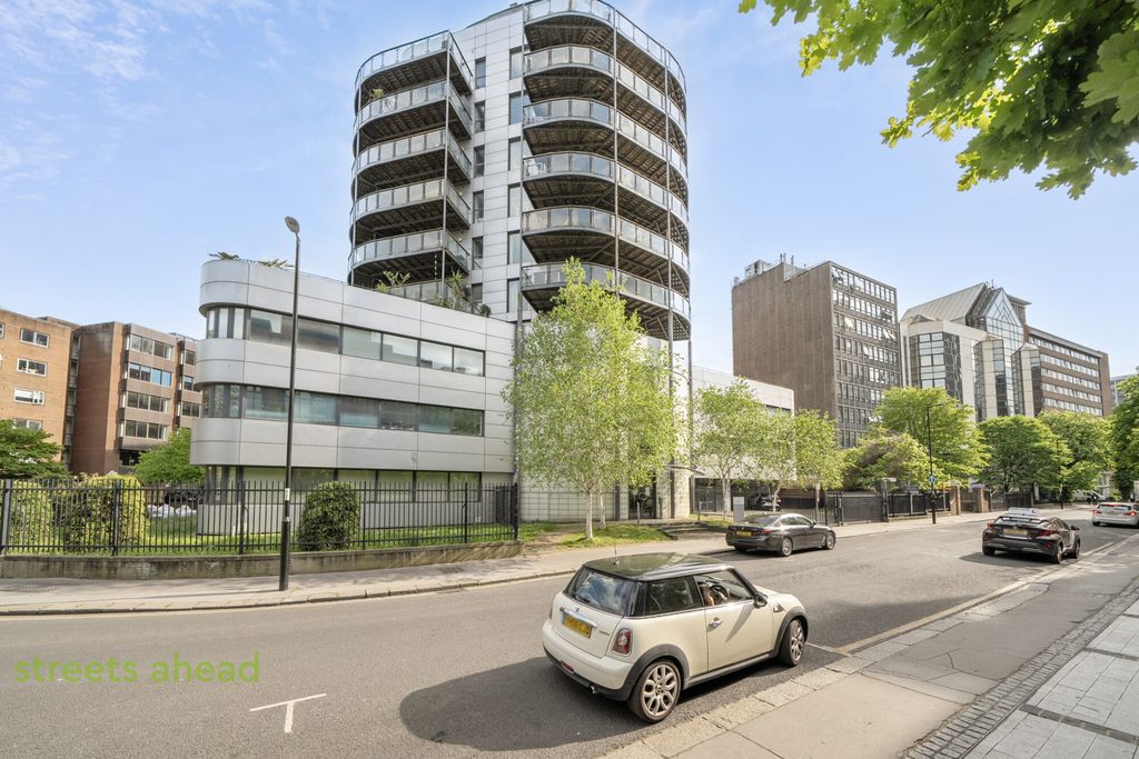 Property photo 1 of 20 Cedf5Aa7-93d2-449...