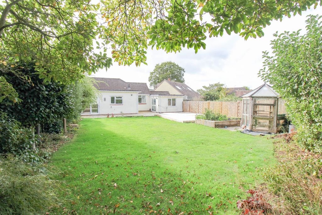 Property photo 2 of 22