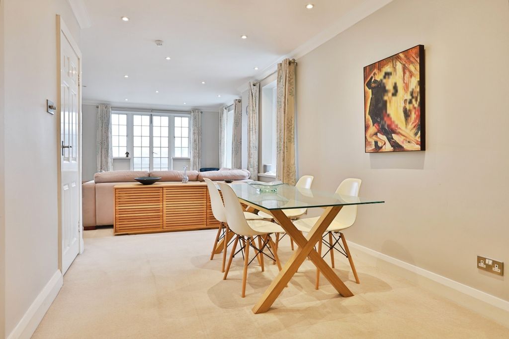 Property photo 2 of 22 Pbox-Img.Jpg