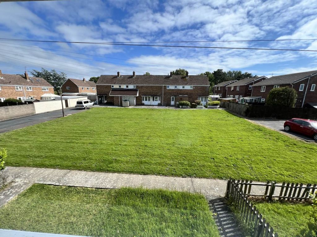 Property photo 1 of 14 Front Aspect