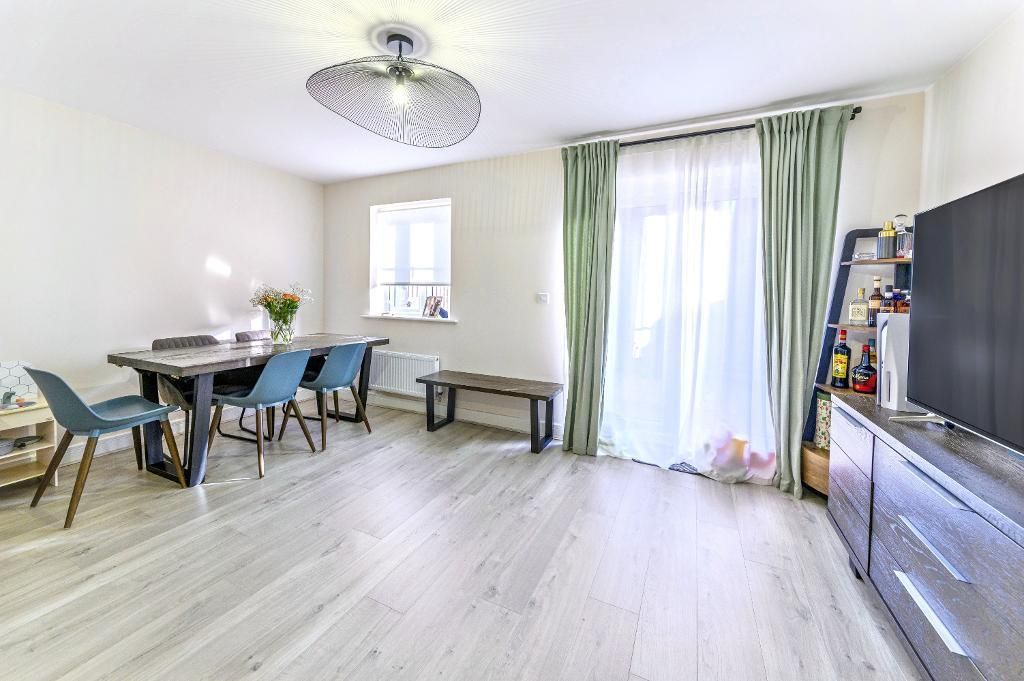 Property photo 3 of 19 Photo 3