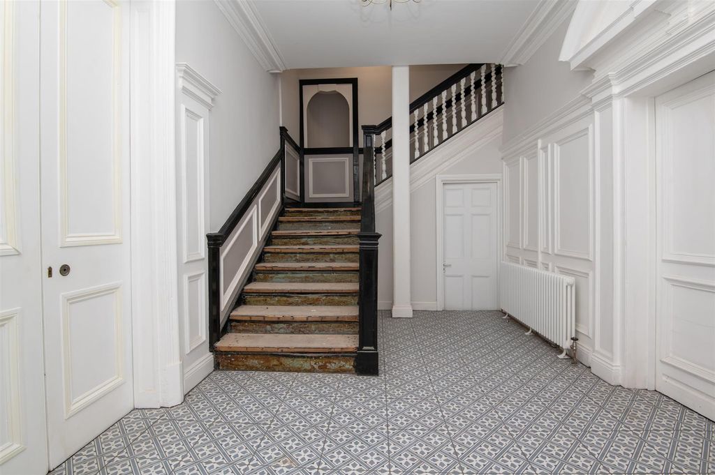 Property photo 2 of 14 The-Court-House-Bs1-2Ey-5.Jpg