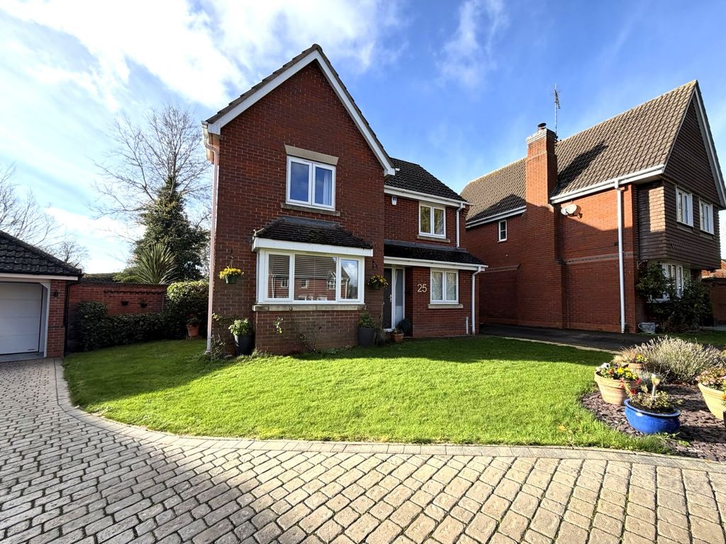 Property photo 1 of 39 Front