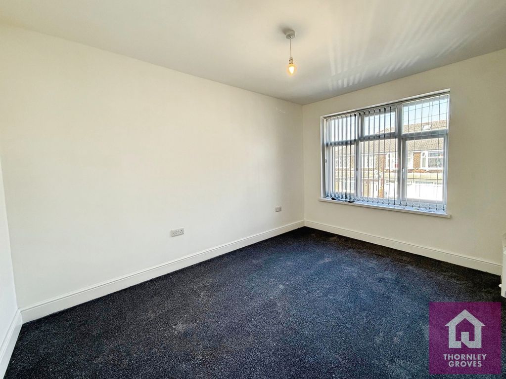 Property photo 2 of 10 Pbox-Img.Jpg