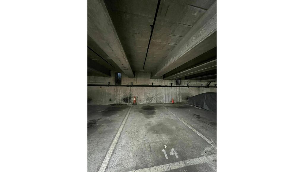 Property photo 1 of 3