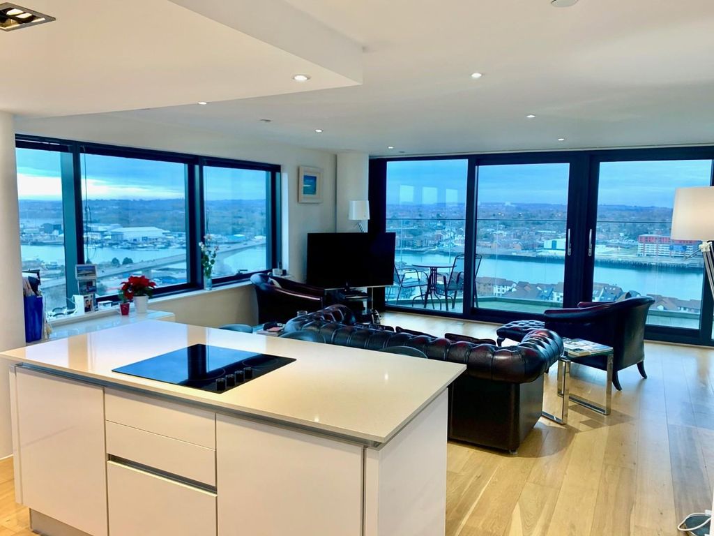 Property photo 2 of 14 6.Jpg