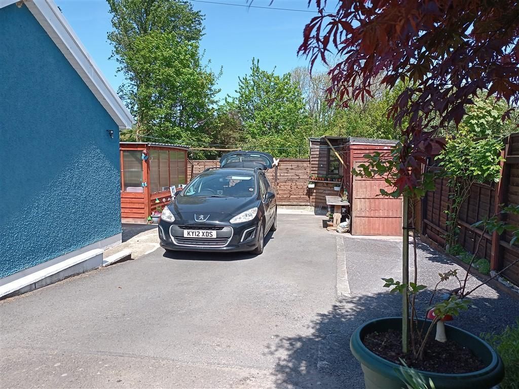 Property photo 3 of 17 Off Street Parking
