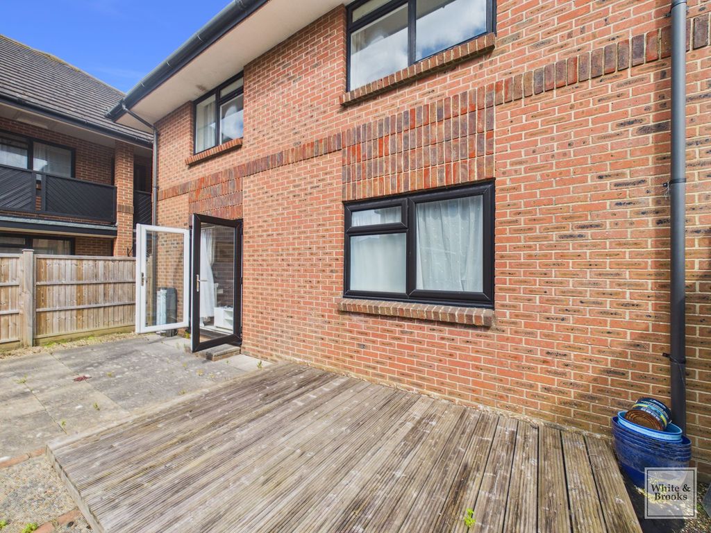 Property photo 3 of 14