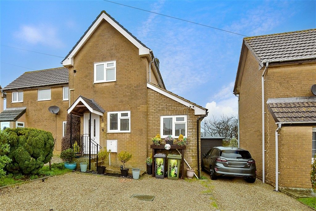 Property photo 1 of 14 Front Aspect