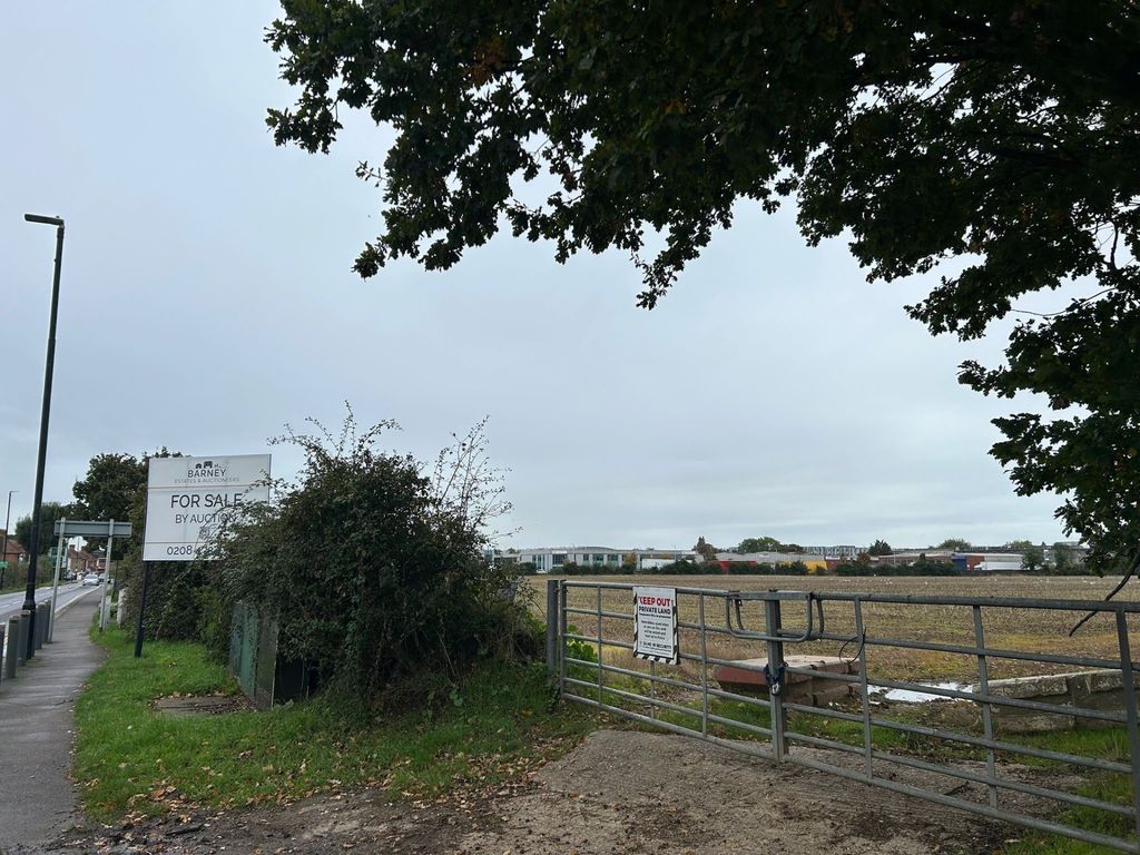 Property photo 2 of 4 Photo 1