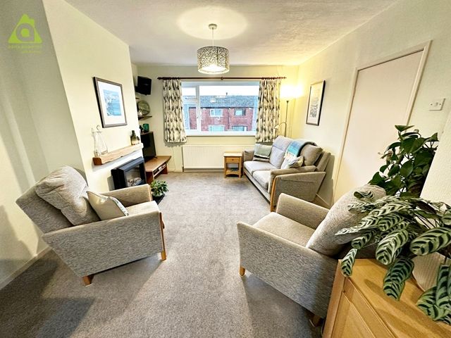 Property photo 3 of 21