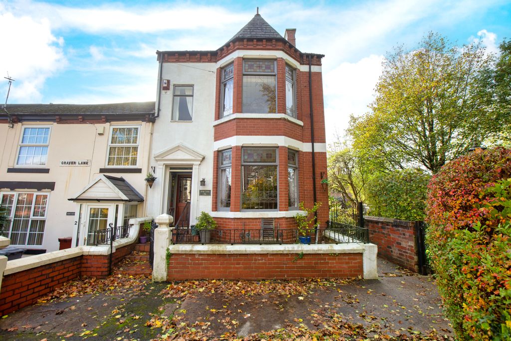 Property photo 1 of 21 Front