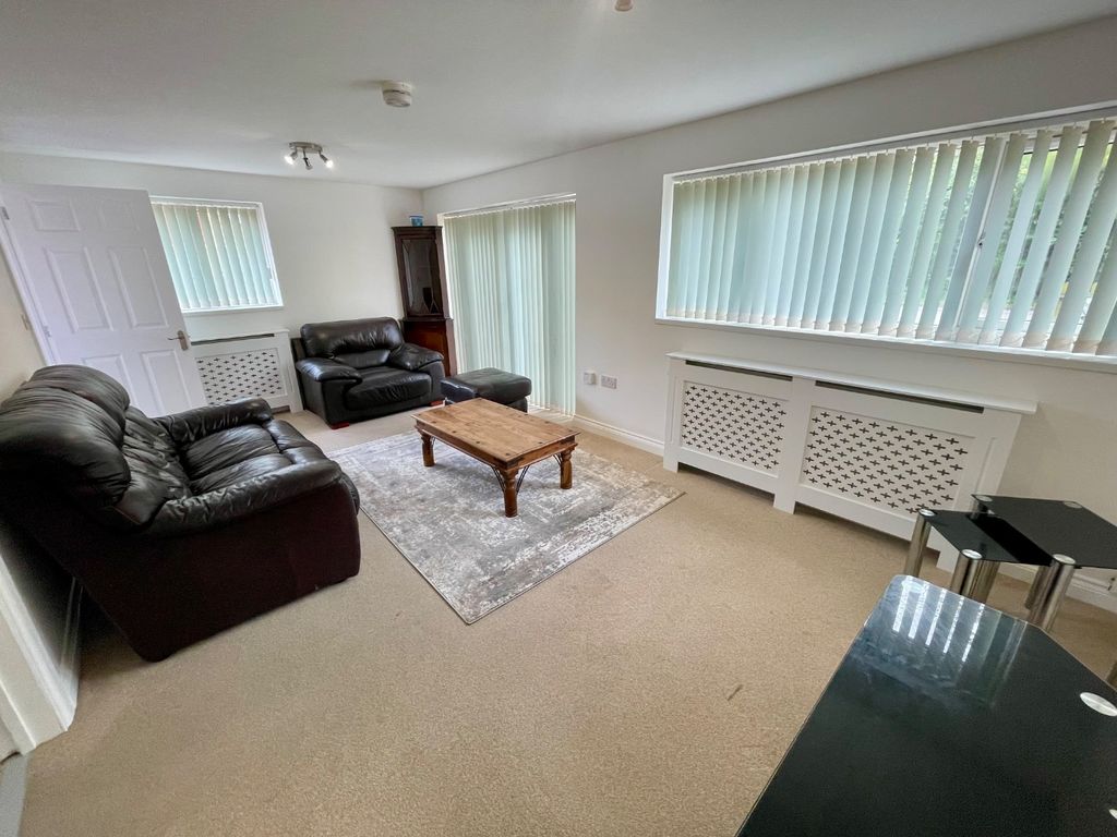 Property photo 3 of 6 5092732