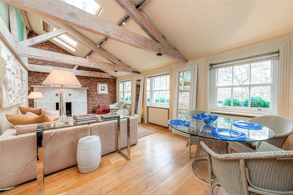 Property photo 2 of 15 Picture No. 25