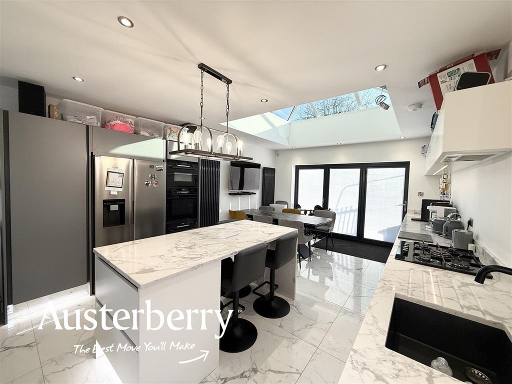 Property photo 2 of 5 Img_4543.Jpg