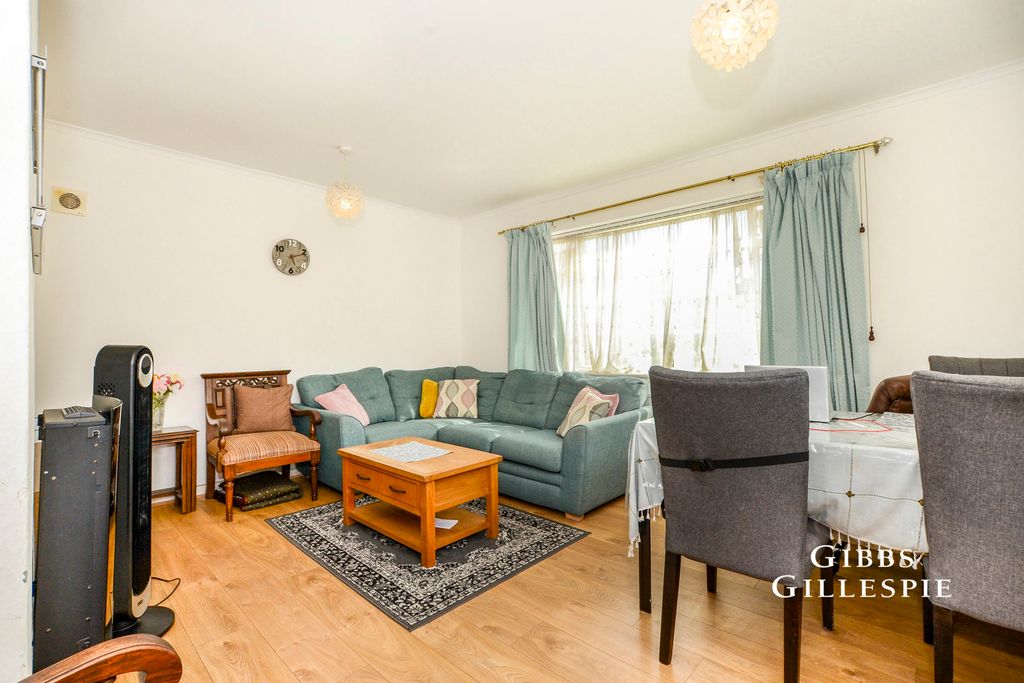 Property photo 2 of 13 Pbox-Img.Jpg