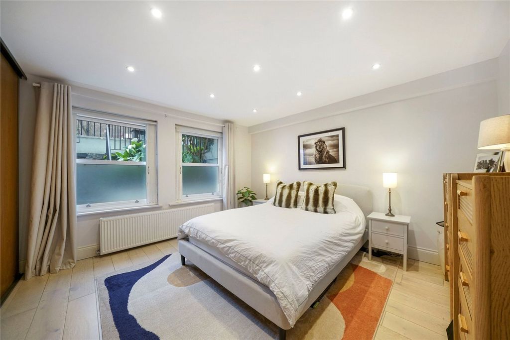 Property photo 3 of 15 Picture No. 21