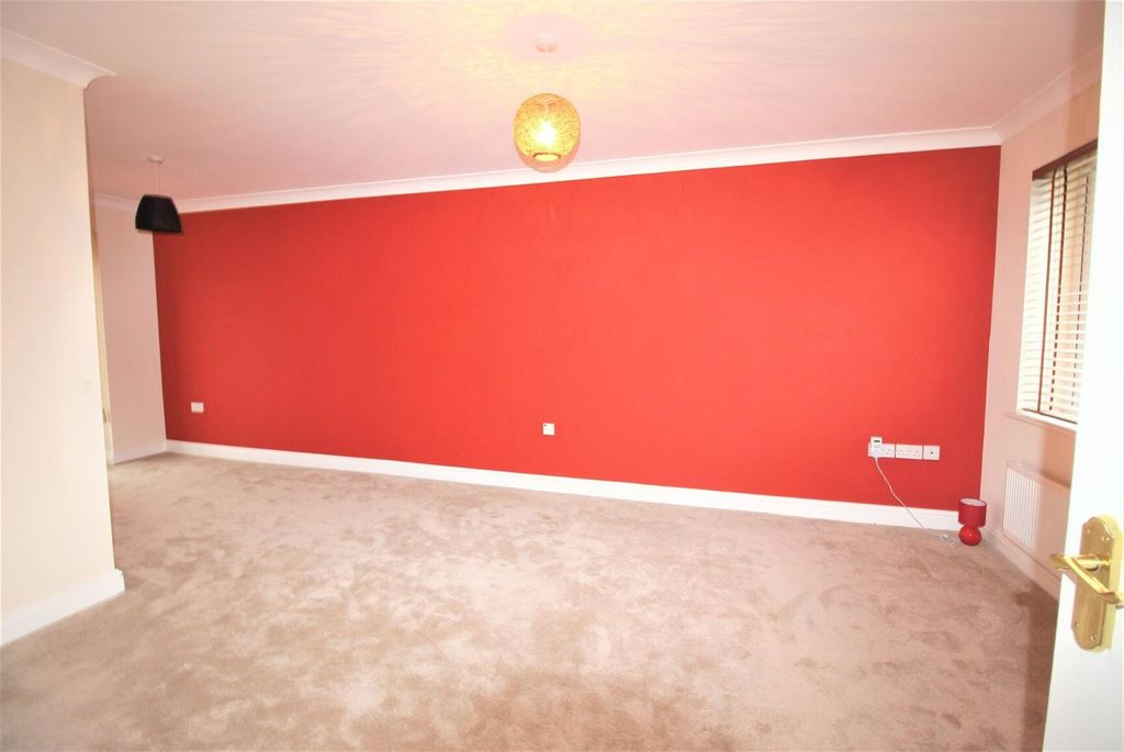 Property photo 3 of 11 Spacious Living Area With Vibrant Feature Wall...