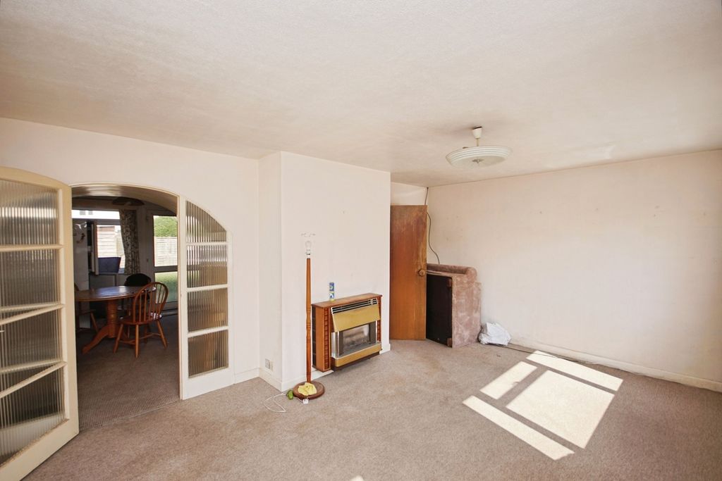 Property photo 3 of 16 Photo