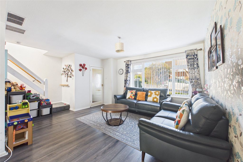 Property photo 3 of 14 Picture No. 01