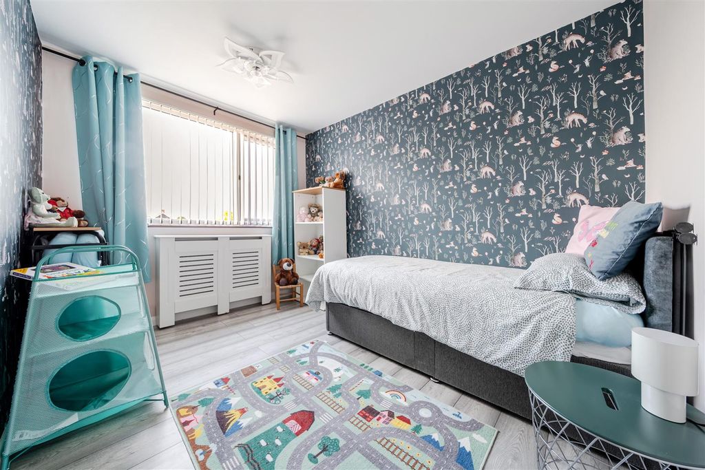 Property photo 2 of 18 1373753-2-68Ff5B36E710A.Jpg