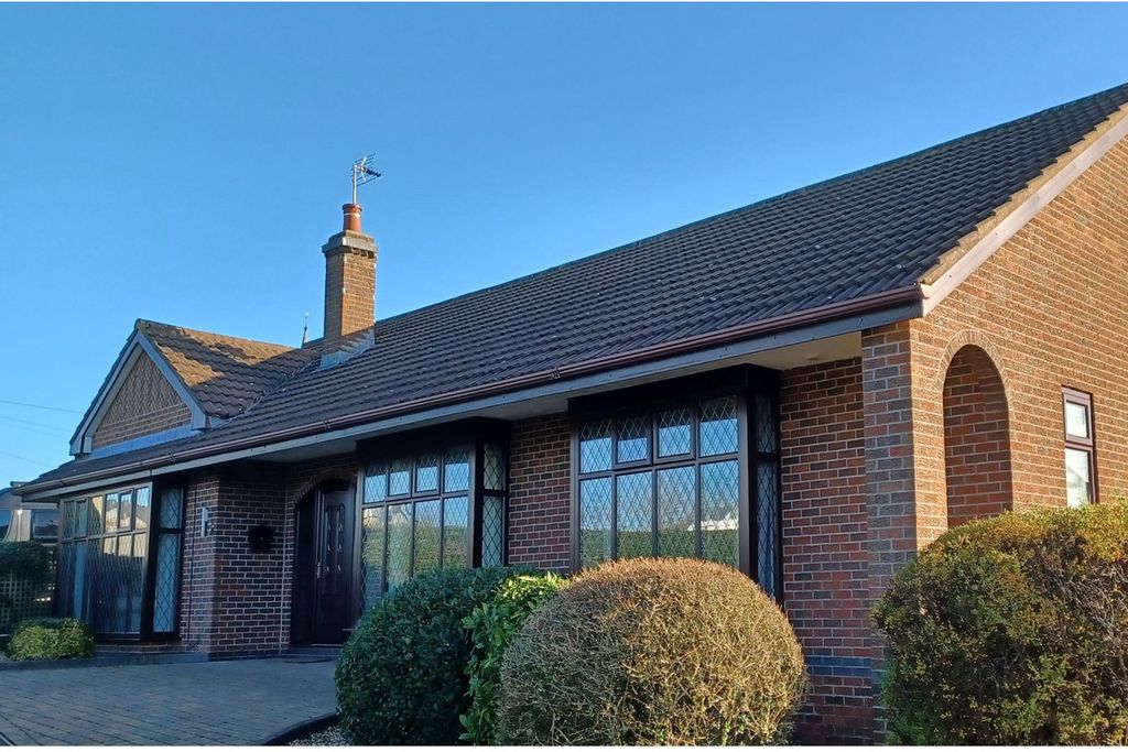 Property photo 1 of 23 Front View